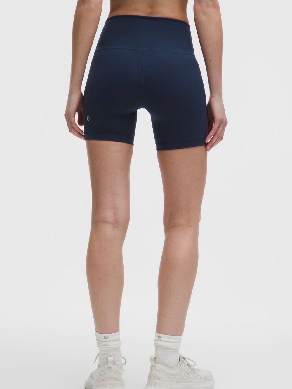 Lululemon Wunder Train High-Rise Shorts 6”